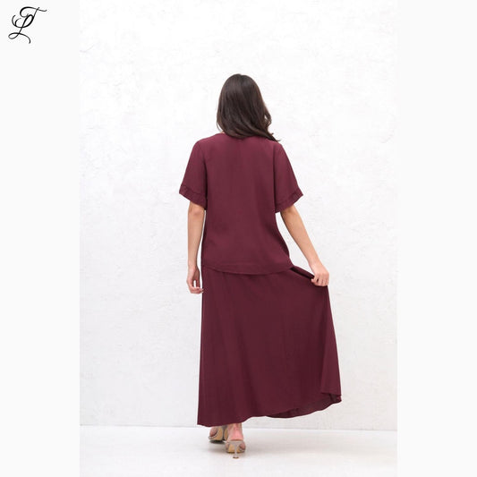 Chastar Viscose Set Isabelle in bordeaux met soepelvallende top en lange rok, elegant en comfortabel, Sets, Chastar, Viscose