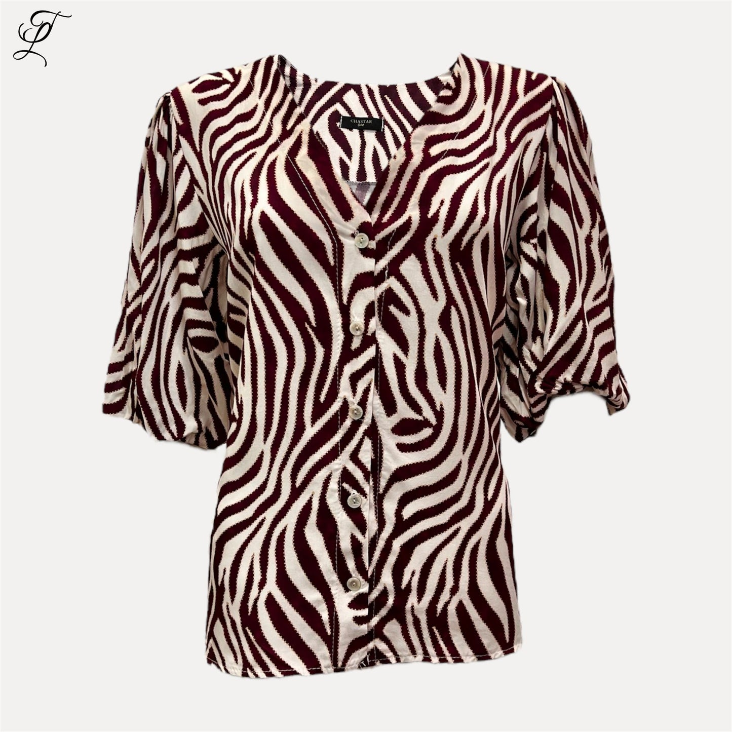 Chastar Viscose Blouse Zebra Print met elastische pofmouwen en knoopsluiting voor een trendy zomerlook.