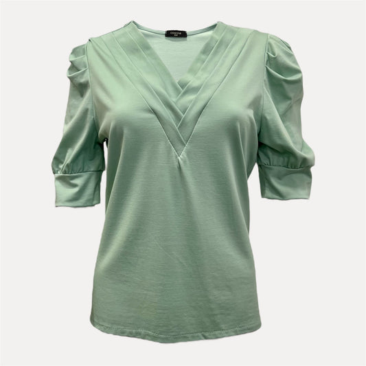 Chastar Pofmouw Tricot Top in groen met V-hals en licht gepofte mouwen voor een stijlvolle, comfortabele look.