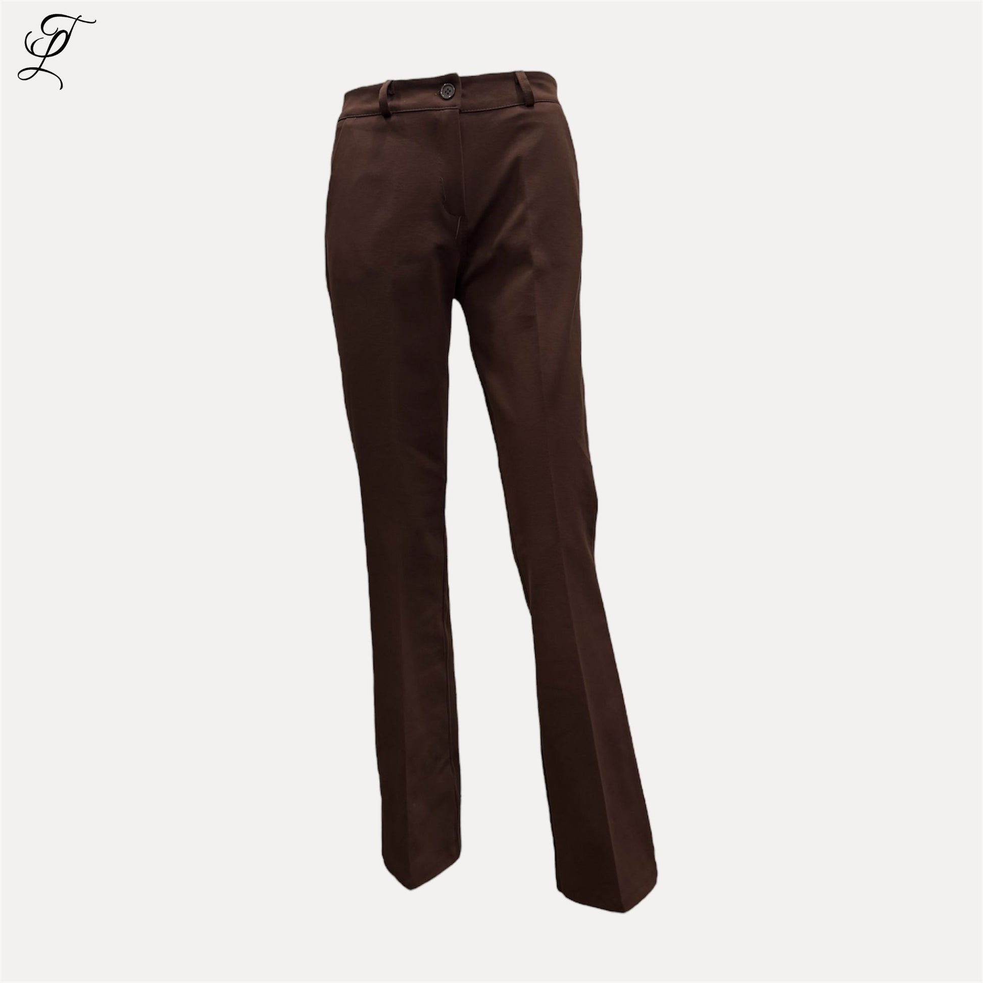 Chastar klassieke bruine flair broek met elegante, uitlopende pijpen en flatterende pasvorm voor een tijdloze look.