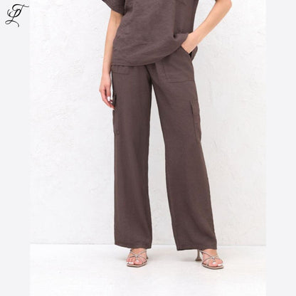 Chastar Viscose Linnen Broek in bruine losse pasvorm met cargo-stijl zakken voor comfortabel dagelijks gebruik