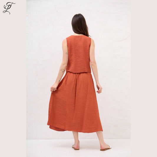 Chastar Linnen Overslagrok in roest, luchtig en comfortabel, perfect voor een zomerse casual look.