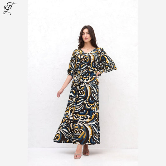 Chastar Tencel Jurk Mabel met artistieke print, ceintuur in taille, V-hals en wijde mouwen, elegant en luchtig Jurken & Tunieken
