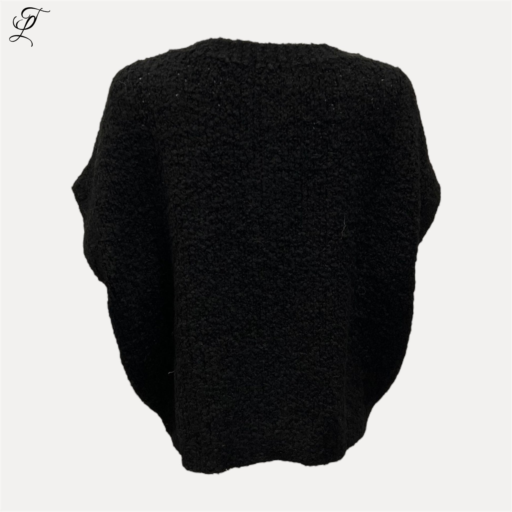 Zwarte Chastar Soft Knit Gilet Noa met losse pasvorm en zachte gebreide structuur, ideaal voor laagjes en casual stijl.