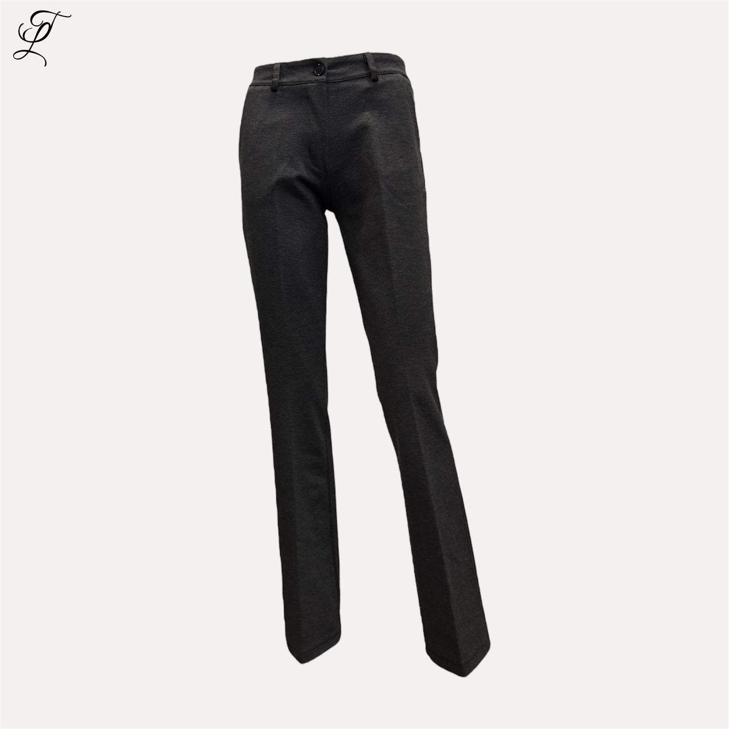 Chastar klassieke zwarte flair broek met elegante snit en uitlopende pijpen voor een tijdloze look.