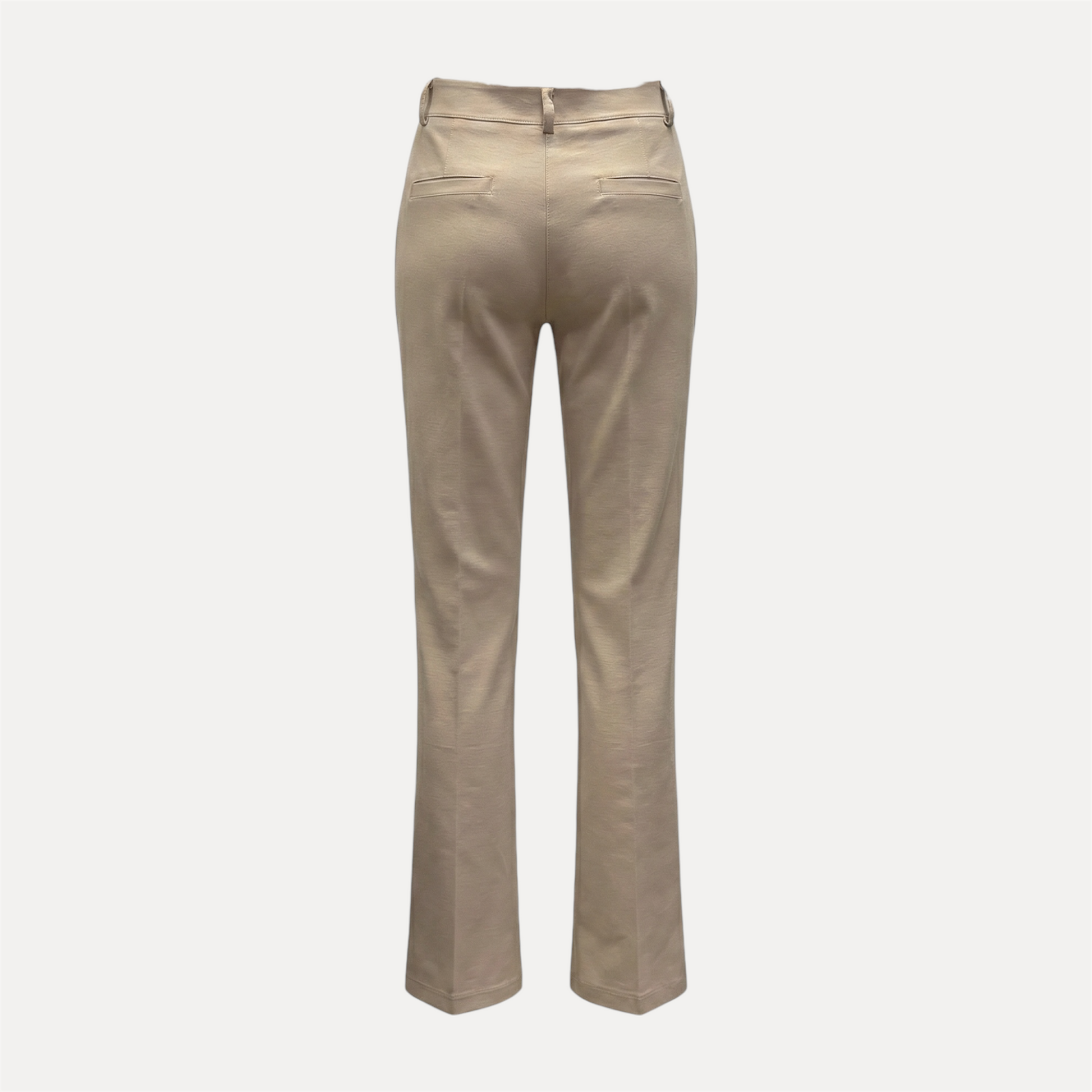 Chastar Klassieke beige flair broek met elegante snit, tijdloze pasvorm uit de Broeken Herfst Collectie.