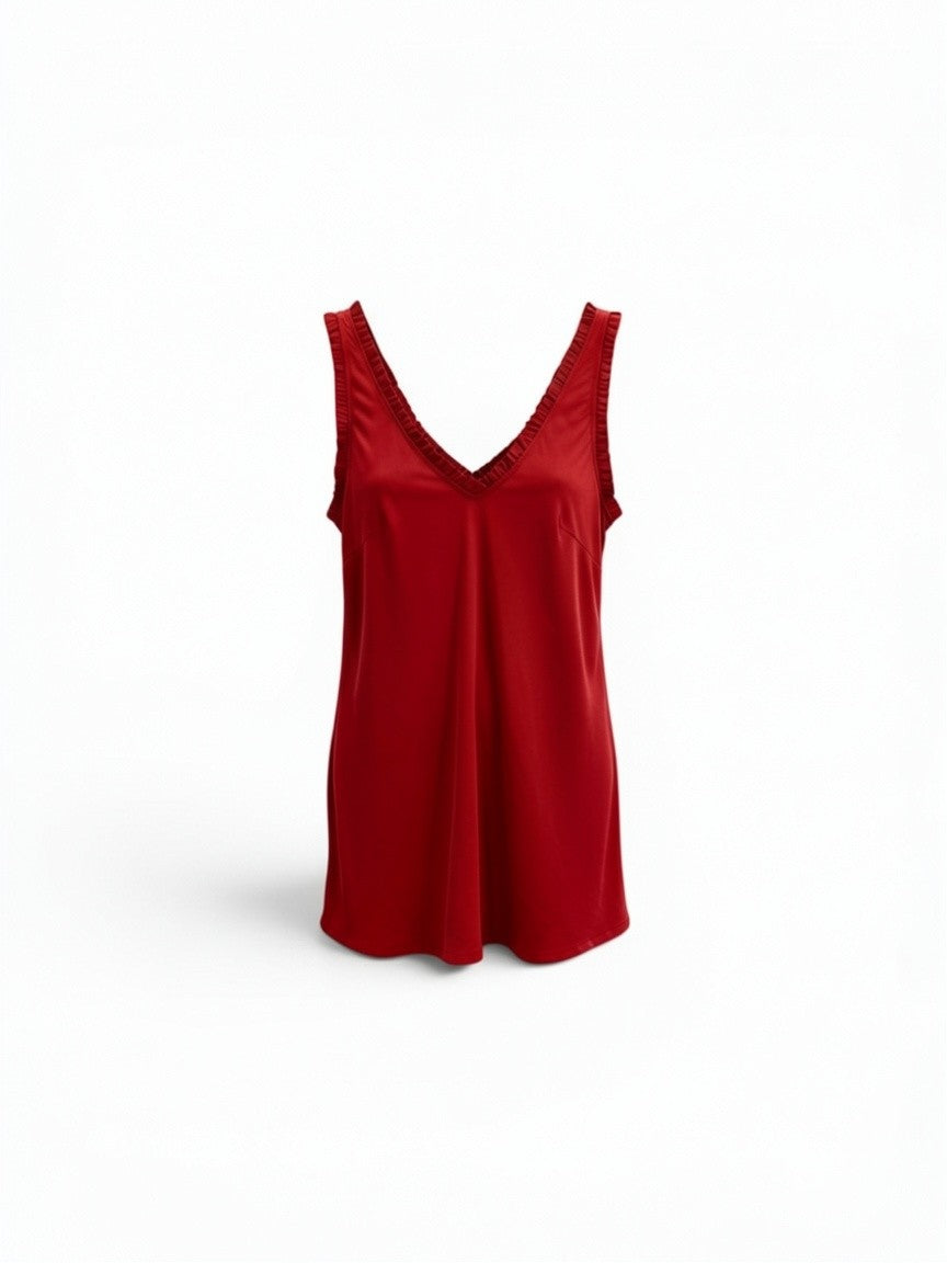 Rode viscose top zonder mouwen met V-hals en fijne kanten details, onderdeel van de Chastar Zomer Collectie in Tops & Shirts.
