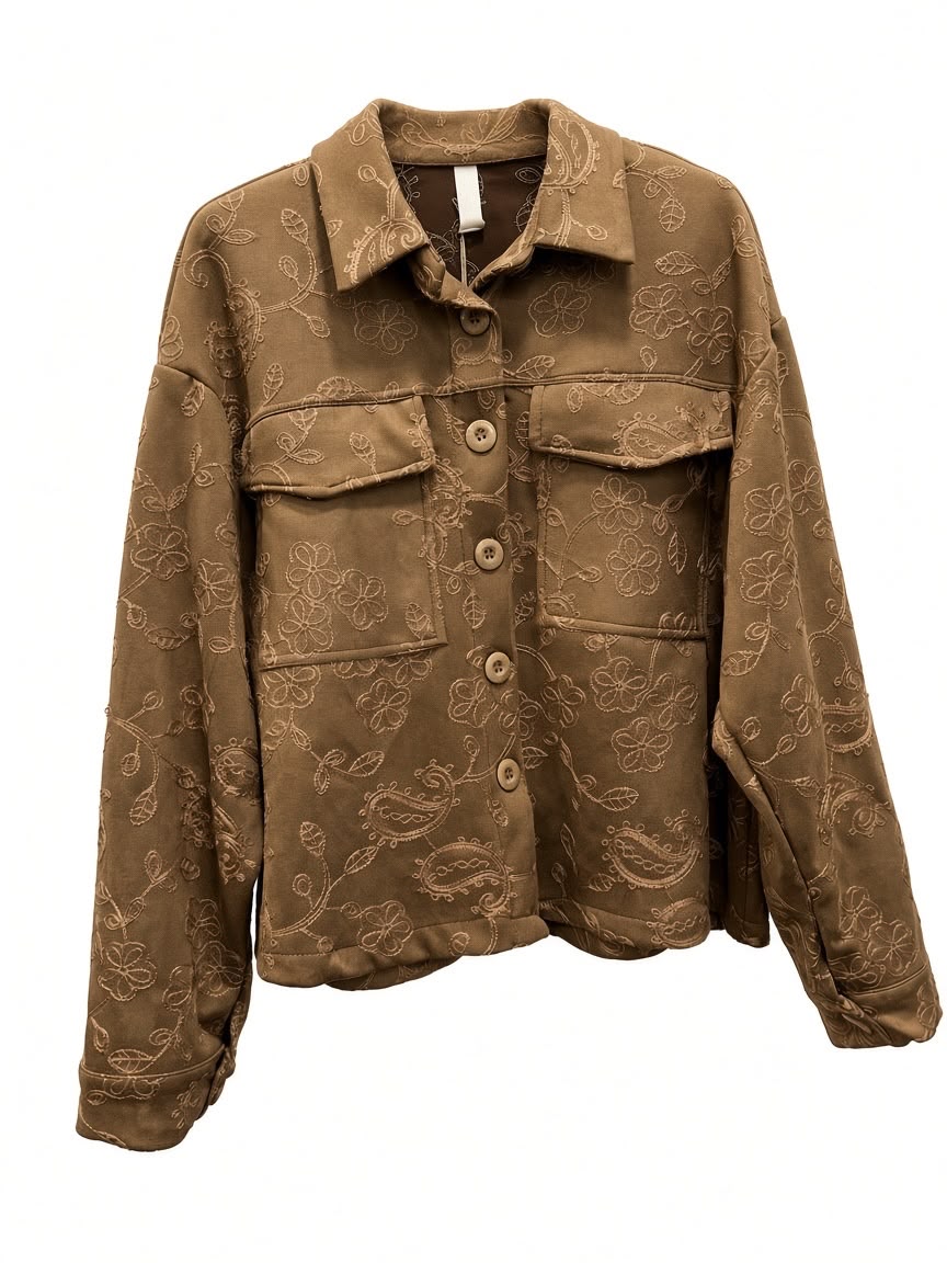Chastar jas in Camel met bloemenborduursel, kraag en borstzakken met klep, vooraanzicht
